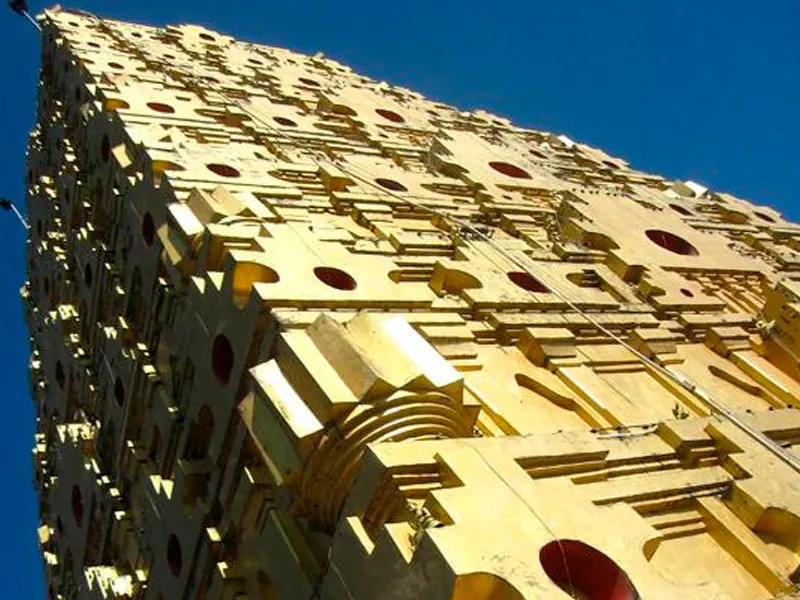 Ancient golden temple with Myanmar roots