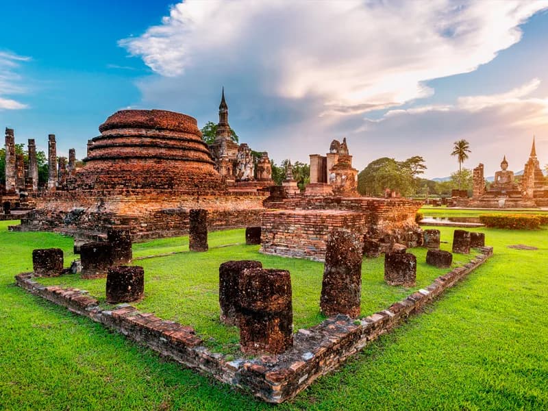 Ancient temple ruins with primates at Ayutthaya