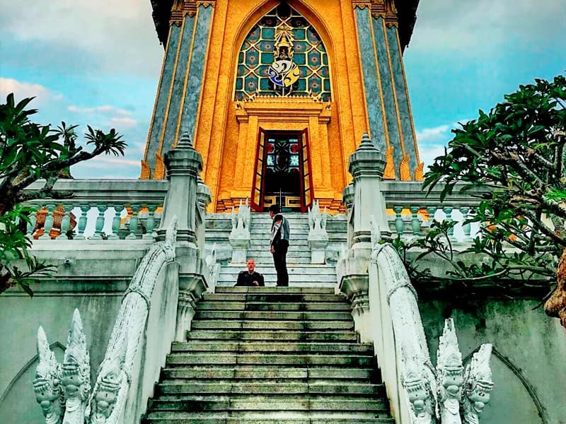 Fast highway riding on the return to Pattaya