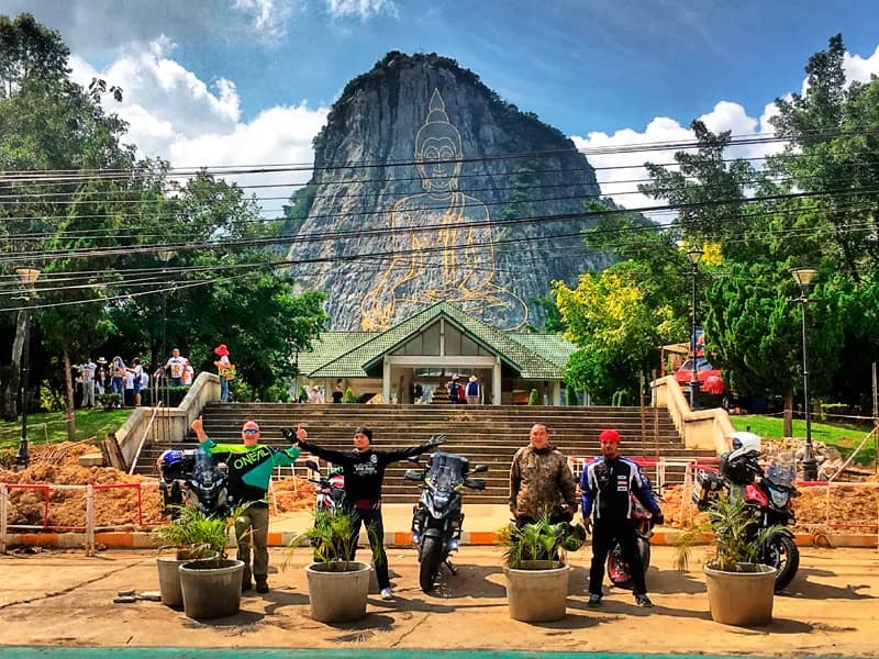 Farewell feast at Motorbike Madness base camp